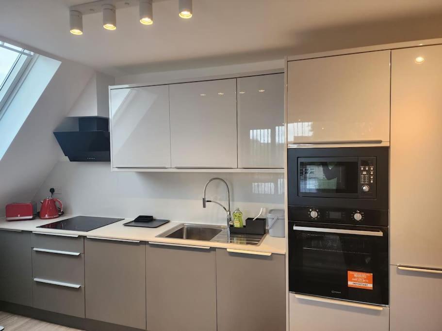 Paradigm Court, Brand New 1-Bedroom Flat Oxford Exteriér fotografie